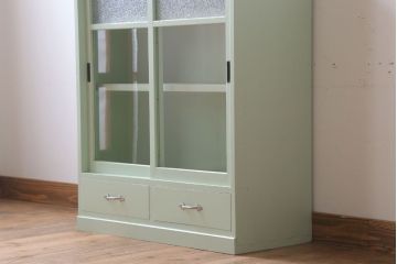 アンティーク家具　ペイント　引き出し2杯付き!ダイヤガラス入りアンティーク戸棚(収納棚)