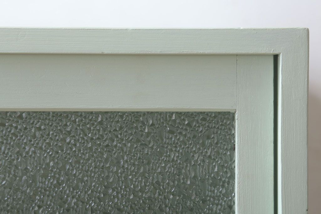 アンティーク家具　ペイント　引き出し2杯付き!ダイヤガラス入りアンティーク戸棚(収納棚)