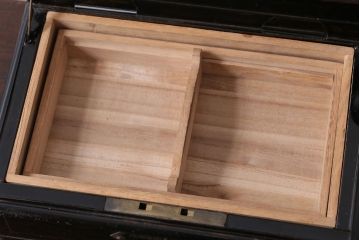 アンティーク雑貨　和製アンティーク　大正〜昭和初期　小振りな鉄製手提げ金庫