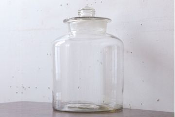 アンティーク雑貨　昭和レトロ　ガラス蓋のガラス瓶