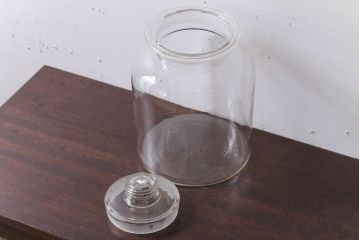 アンティーク雑貨　昭和レトロ　ガラス蓋のガラス瓶(2)