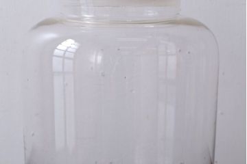 アンティーク雑貨　昭和レトロ　ガラス蓋のガラス瓶(2)