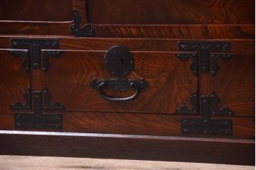 アンティーク家具　アンティーク　前面欅材!漆が綺麗な衣装箪笥ローボード(3)