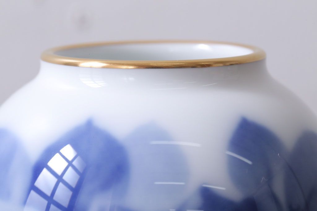 アンティーク雑貨　中古　大倉陶園(おおくらとうえん)　ブルーローズ　15cm　花器