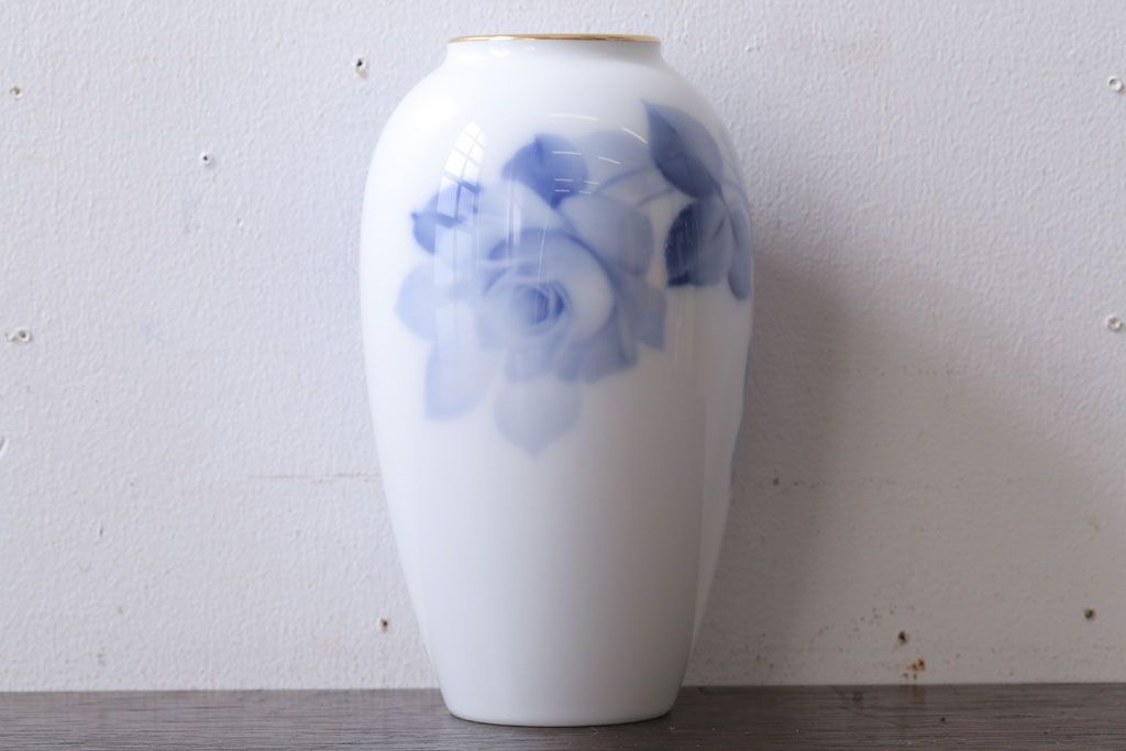 アンティーク雑貨　中古　大倉陶園(おおくらとうえん)　ブルーローズ　15cm　花器