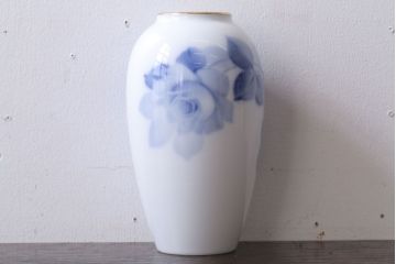 アンティーク雑貨　中古　大倉陶園(おおくらとうえん)　ブルーローズ　15cm　花器