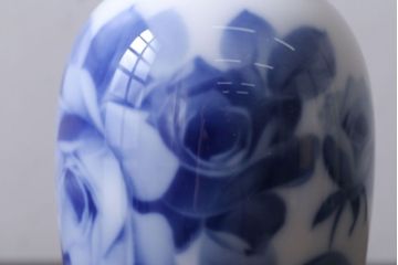 アンティーク雑貨　中古　大倉陶園(おおくらとうえん)　ブルーローズ　15cm　花器