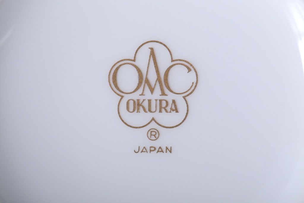 アンティーク雑貨　中古　大倉陶園(おおくらとうえん)　ブルーローズ　15cm　花器