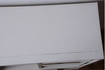 アンティーク家具　ペイント　引き出し2杯付き!ダイヤガラス入りアンティーク戸棚(収納棚)(2)