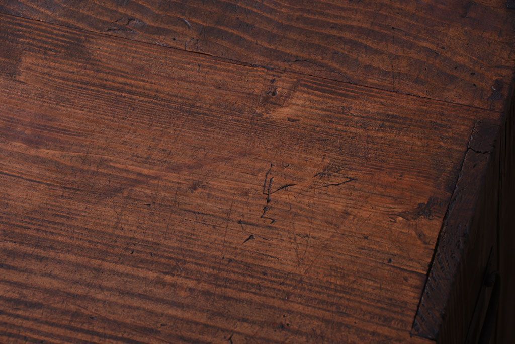 アンティーク家具　古民具・骨董　総桐材の小ぶりな古い帳場箪笥(桐箪笥、桐たんす)