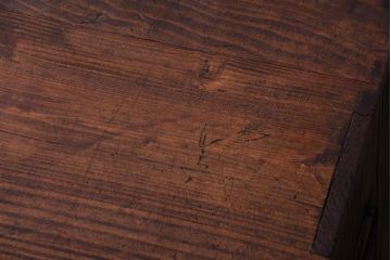 アンティーク家具　古民具・骨董　総桐材の小ぶりな古い帳場箪笥(桐箪笥、桐たんす)