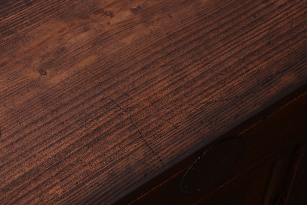 アンティーク家具　古民具・骨董　総桐材の小ぶりな古い帳場箪笥(桐箪笥、桐たんす)