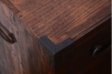 アンティーク家具　古民具・骨董　総桐材の小ぶりな古い帳場箪笥(桐箪笥、桐たんす)