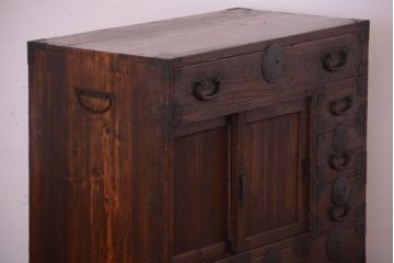 アンティーク家具　古民具・骨董　総桐材の小ぶりな古い帳場箪笥(桐箪笥、桐たんす)