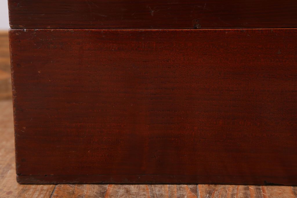 アンティーク雑貨　古民具・骨董　明治　漆塗りの古い岡持ち(1)