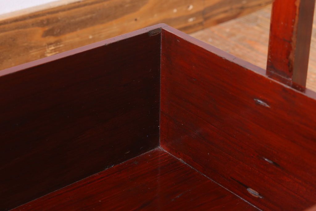 アンティーク雑貨　古民具・骨董　明治　漆塗りの古い岡持ち(1)