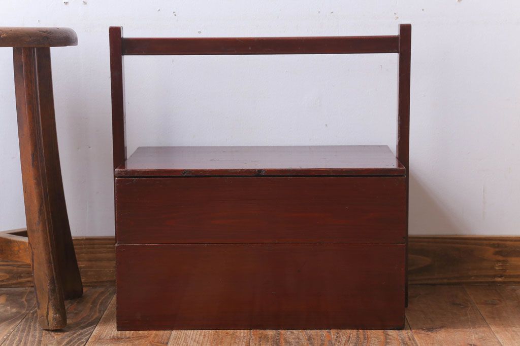 アンティーク雑貨　古民具・骨董　明治　漆塗りの古い岡持ち(2)