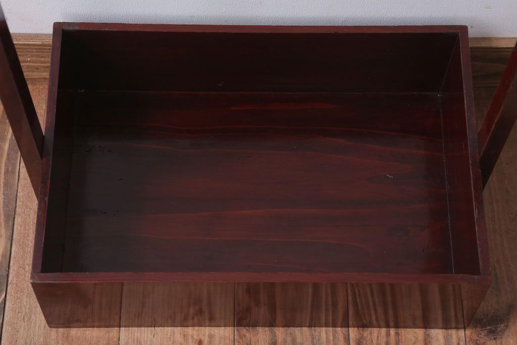 アンティーク雑貨　古民具・骨董　明治　漆塗りの古い岡持ち(2)