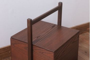 アンティーク雑貨　古民具・骨董　大正　古い木の岡持ち