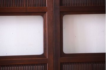 古民具・骨董　高級品　ガラス帯の万本格子戸
