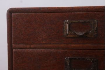 レトロ家具　昭和レトロ　ネームプレート取っ手!古いナラ材のアンティーク小引き出し