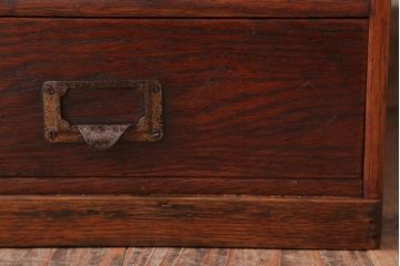 レトロ家具　昭和レトロ　ネームプレート取っ手!古いナラ材のアンティーク小引き出し