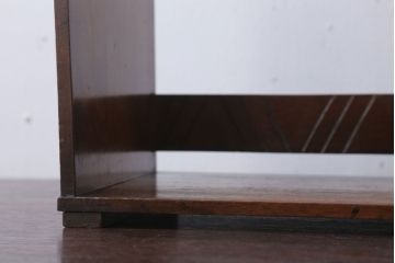 アンティーク雑貨　和製アンティーク　珍しいデザインの木製本立て