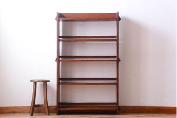 アンティーク家具　和製アンティーク　シンプルな古い木製の本棚(ブックシェルフ・飾り棚)