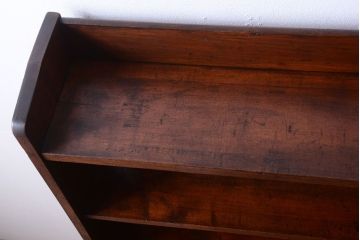 アンティーク家具　和製アンティーク　シンプルな古い木製の本棚(ブックシェルフ・飾り棚)