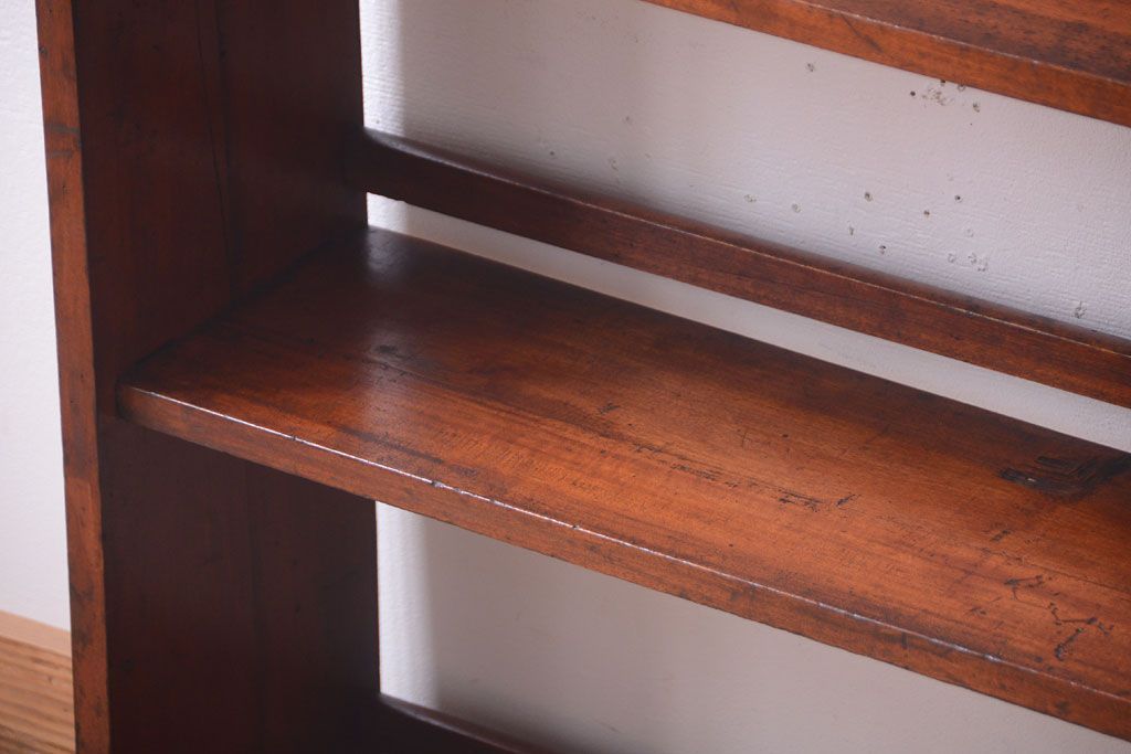 アンティーク家具　和製アンティーク　シンプルな古い木製の本棚(ブックシェルフ・飾り棚)