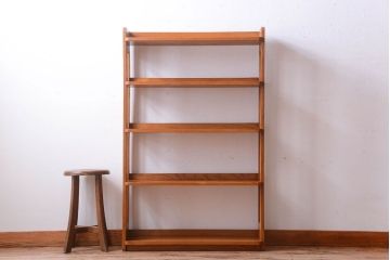 レトロ家具　和製アンティーク　レトロでシンプルな古い木製本棚(ブックシェルフ・飾り棚)