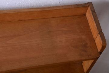 レトロ家具　和製アンティーク　レトロでシンプルな古い木製本棚(ブックシェルフ・飾り棚)