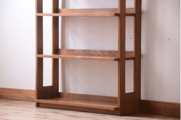 レトロ家具　和製アンティーク　レトロでシンプルな古い木製本棚(ブックシェルフ・飾り棚)