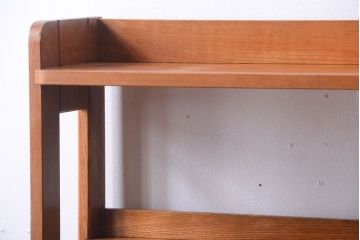 レトロ家具　和製アンティーク　レトロでシンプルな古い木製本棚(ブックシェルフ・飾り棚)