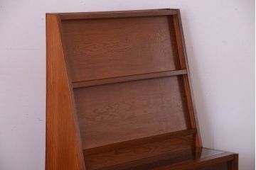 ヴィンテージ家具　ビンテージ　古い書店　木製の本棚(飾り棚)