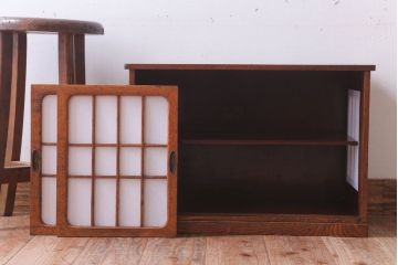 アンティーク家具　和製アンティーク　障子戸!古い木の小ぶりな戸棚