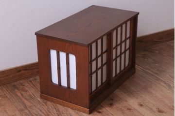 アンティーク家具　和製アンティーク　障子戸!古い木の小ぶりな戸棚