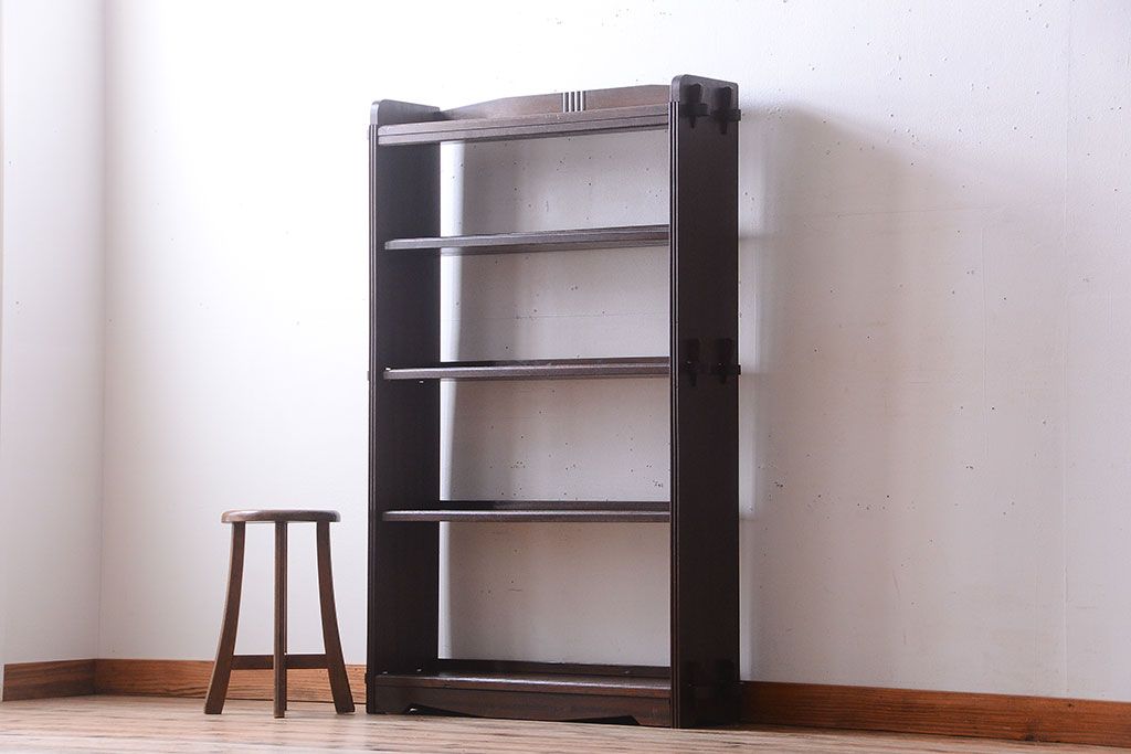 アンティーク家具　和製アンティーク　シンプルな古い木製の本棚(ブックシェルフ・飾り棚)(3)