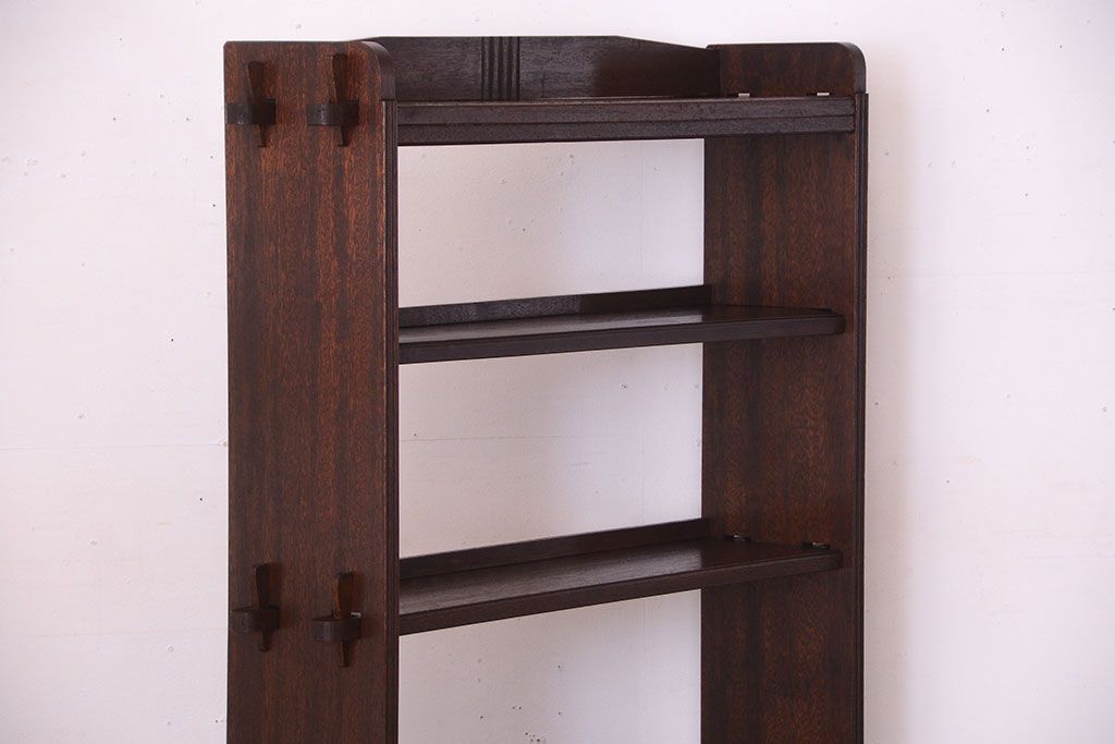 アンティーク家具　和製アンティーク　シンプルな古い木製の本棚(ブックシェルフ・飾り棚)(3)