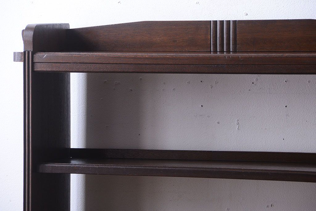 アンティーク家具　和製アンティーク　シンプルな古い木製の本棚(ブックシェルフ・飾り棚)(3)