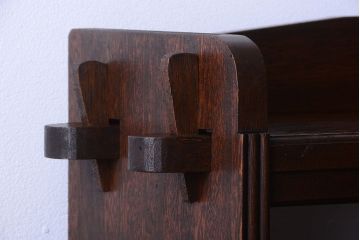 アンティーク家具　和製アンティーク　シンプルな古い木製の本棚(ブックシェルフ・飾り棚)(3)