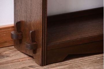 アンティーク家具　和製アンティーク　シンプルな古い木製の本棚(ブックシェルフ・飾り棚)(3)