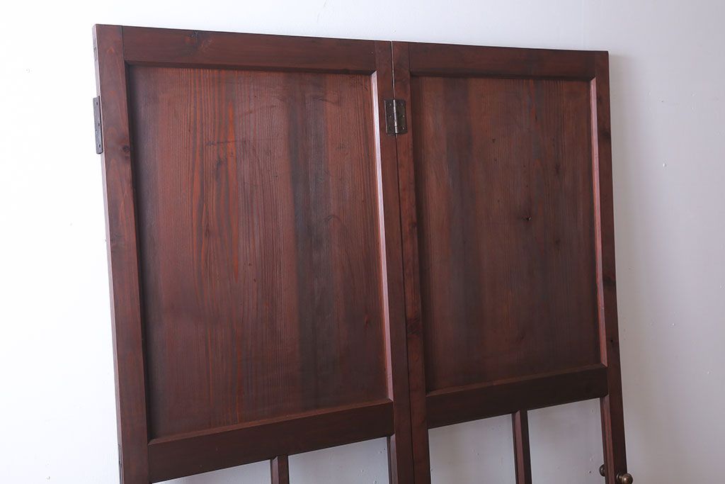 アンティーク　古い木製の折れ戸(折りたたみドア・フォールディングドア)(1)