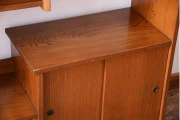 レトロ家具　昭和レトロ　古い木製のシンプルな飾り棚(茶棚)