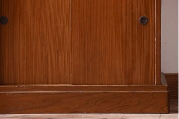 レトロ家具　昭和レトロ　古い木製のシンプルな飾り棚(茶棚)