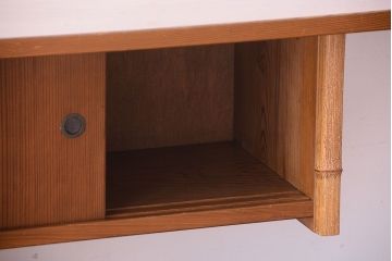 レトロ家具　昭和レトロ　古い木製のシンプルな飾り棚(茶棚)
