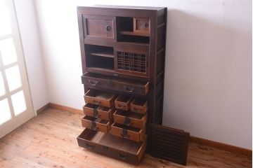 アンティーク家具　古民具・骨董　明治期　アンティーク二段重ね帳場箪笥(水屋箪笥)