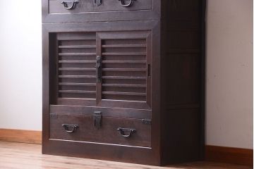 アンティーク家具　古民具・骨董　明治期　アンティーク二段重ね帳場箪笥(水屋箪笥)