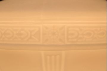 ジャンク品　大正ロマン!お洒落な陽刻ガラス天井照明