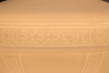 ジャンク品　大正ロマン!お洒落な陽刻ガラス天井照明